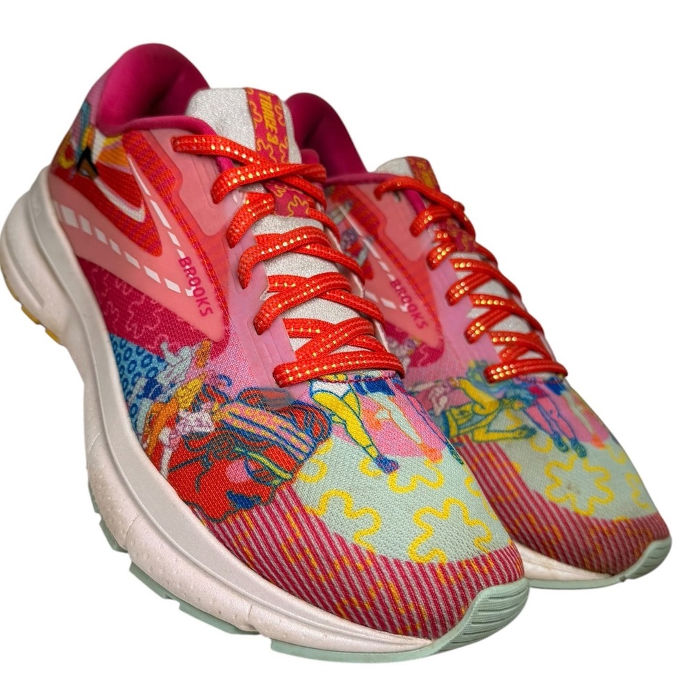 Brooks Trace 3 Run Proud Adam Dalton Blake Running Shoes Women 9.5 - Picture 3 of 16